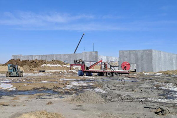 Blog_DarlandUnderwayOnMHCKenworth-01 MCH Kenworth construction in progress