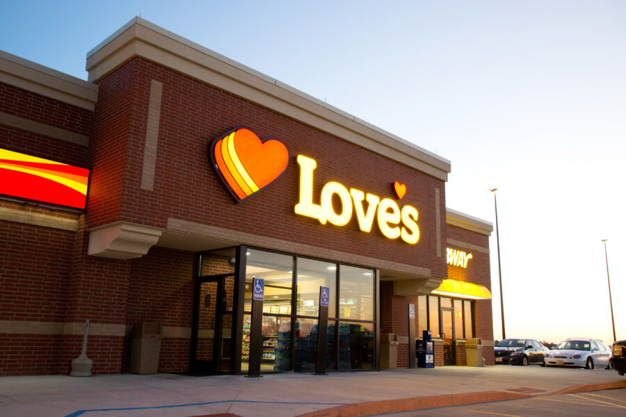Love’s Travel Stop in Valley Nebraska exterior built by Darland Construction